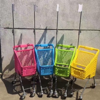 Child plastic shopping carts